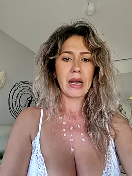 CelynaRoss