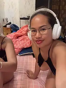 Ponthip webcam
