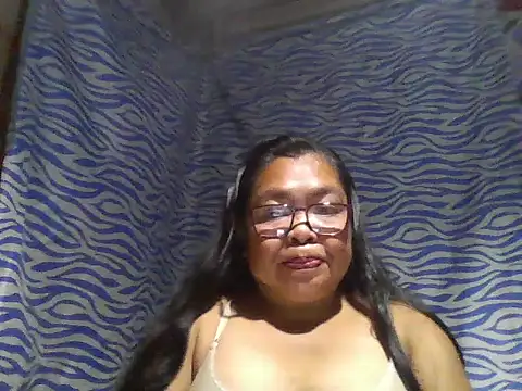 cris_tita webcam stripchat model stream image