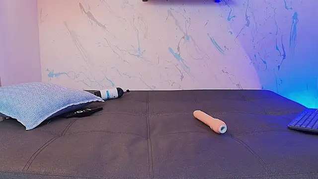 mike_sanz webcam