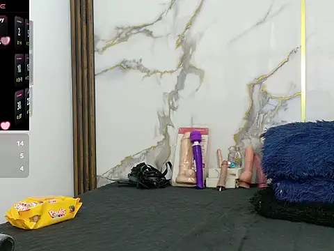 KarlaSmith__ webcam