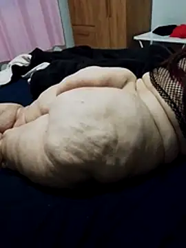 MegaAssMature webcam