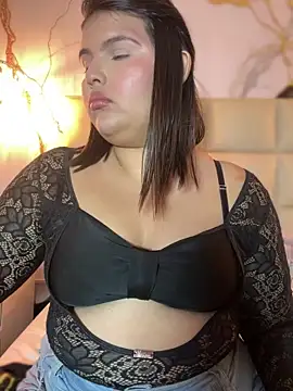 lia_sexx - Lia_sexx's free webcam - UK Sex Cams