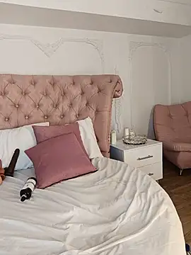 JuicyKendra_ webcam