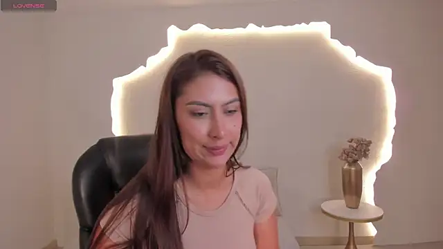 ArianaDumont webcam