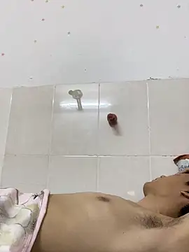 Mr_iphone11 webcam