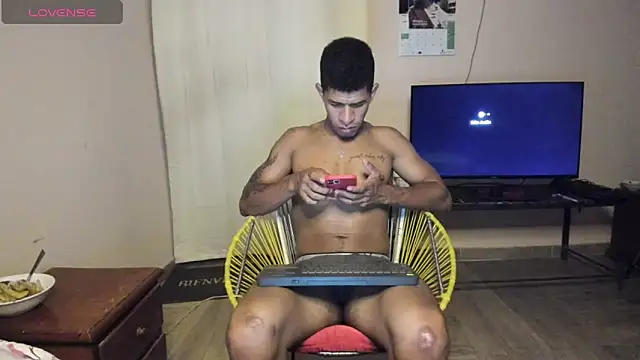 antonio_aguilarx webcam