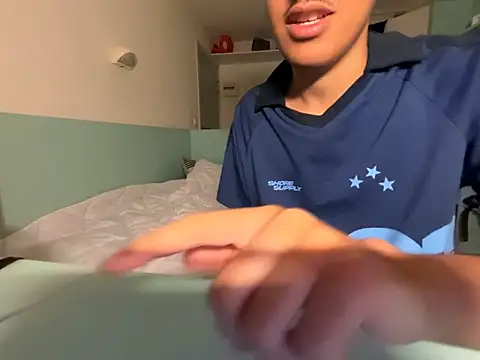 Rebeu_77