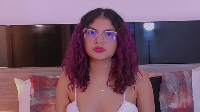 melodyalvarez - MelodyAlvarez's free webcam - UK Sex Cams
