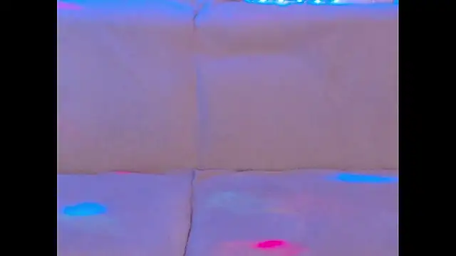 LucyStella8888 webcam