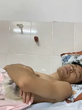 Mr_iphone11 webcam