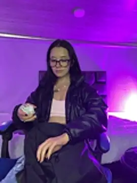 Isabella_21x webcam
