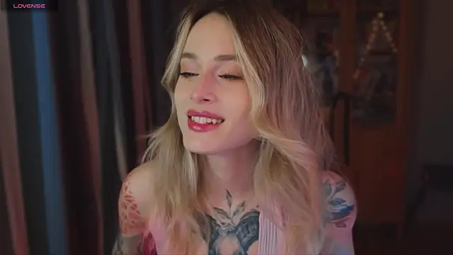 aviva_faith webcam