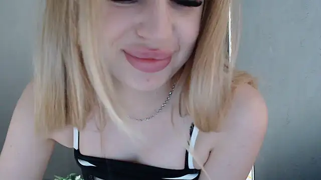 your_jessy - Your_Jessy's free webcam - UK Sex Cams