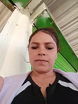 Mommy-Hot webcam