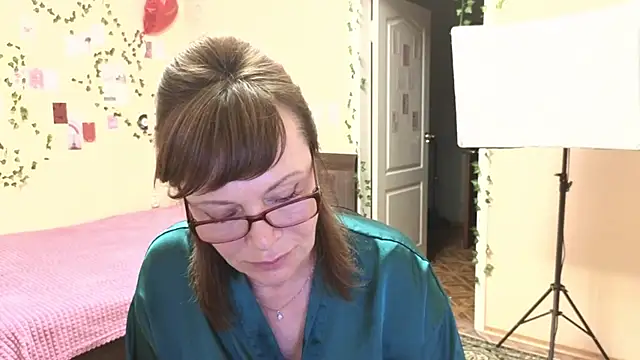 Miss_Moren webcam