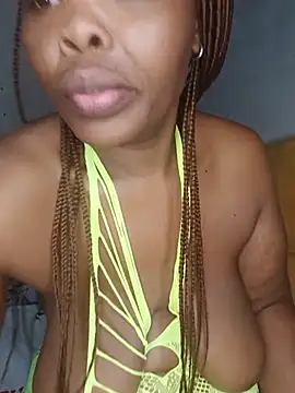 Bigboobsbooty webcam