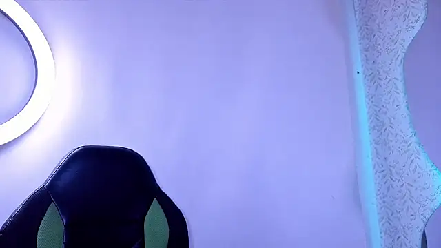 adalya_y webcam