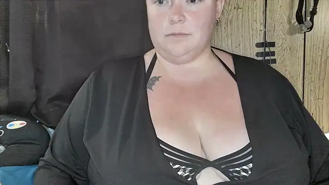 ladylynn13 webcam