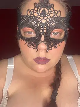 Lolaqueen870 webcam