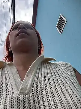 Mia_0-4 webcam