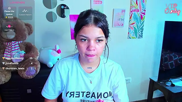 angelina_77 webcam