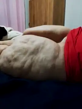 MegaAssMature webcam
