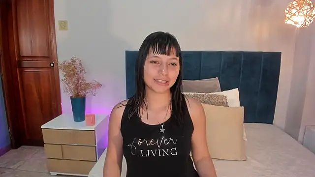 MaddyLovee_ webcam