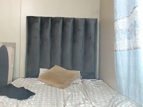 SexyMidnight webcam