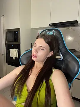 CurlyLara live sex cam