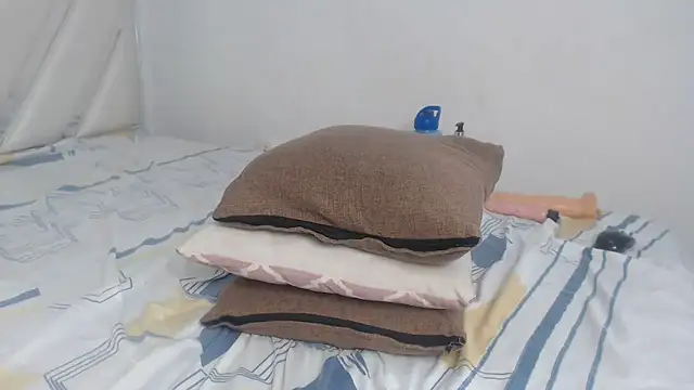 AlannaHarper webcam