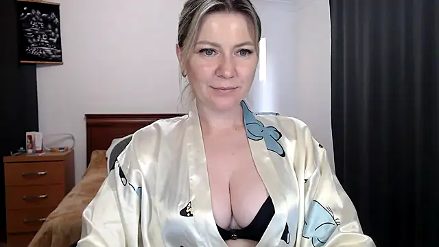 ParadiseAlina webcam