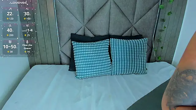 AnnieRouse__ webcam