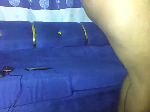 juicy_naughty webcam
