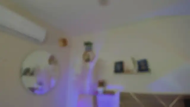YariRose webcam