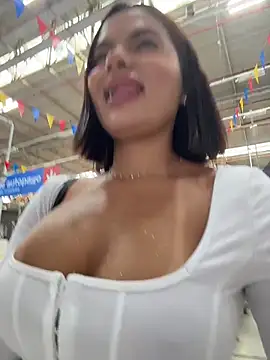 Irina_Velvett webcam