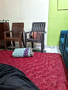 Hornyreshma webcam