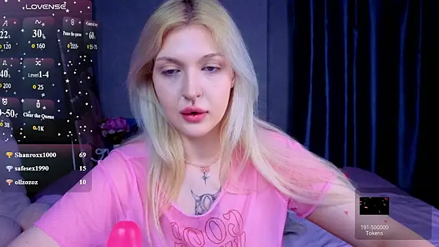 blondiesummer (F teen) - ride pussy dildo