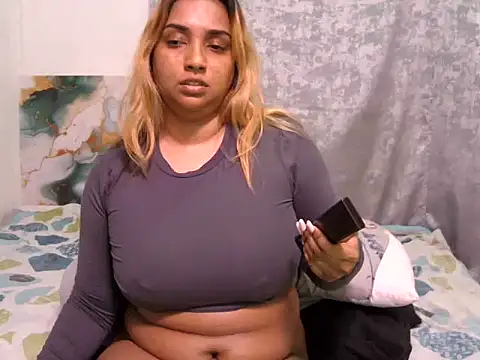 gorgeoussummerblaze webcam