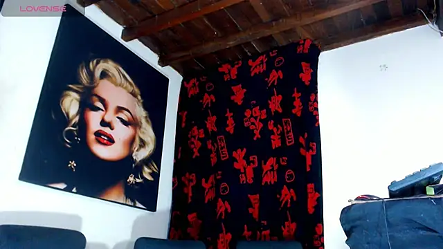licy_blonde_hot webcam