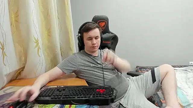 iliaskrislove webcam