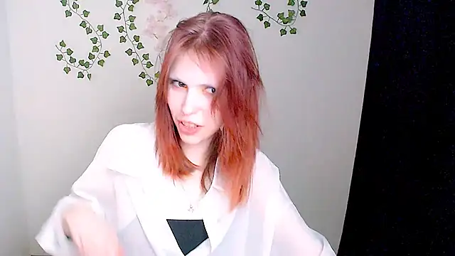 GuessMe___ webcam