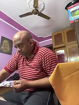Dick_6inches_Delhi webcam
