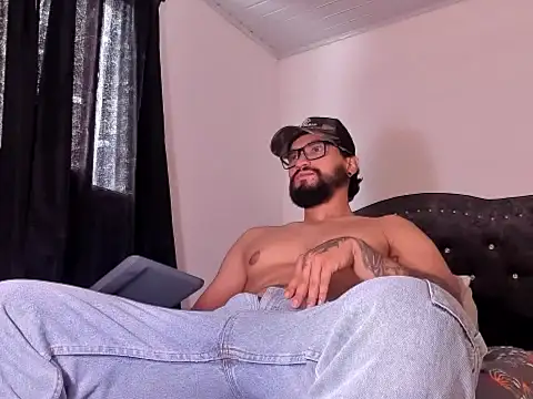 Chrys_harris77 webcam