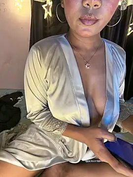 Horny_Twinkle webcam
