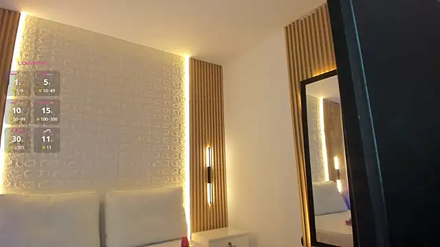 rebecaa_grey webcam