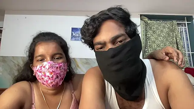 TN_IN_Romantic_Couples webcam