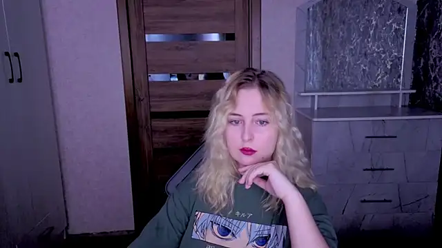 Kristy-Max webcam