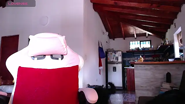 Emma_Henderson webcam
