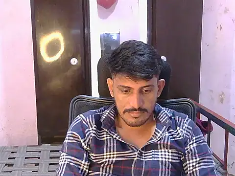 HotXKrish webcam